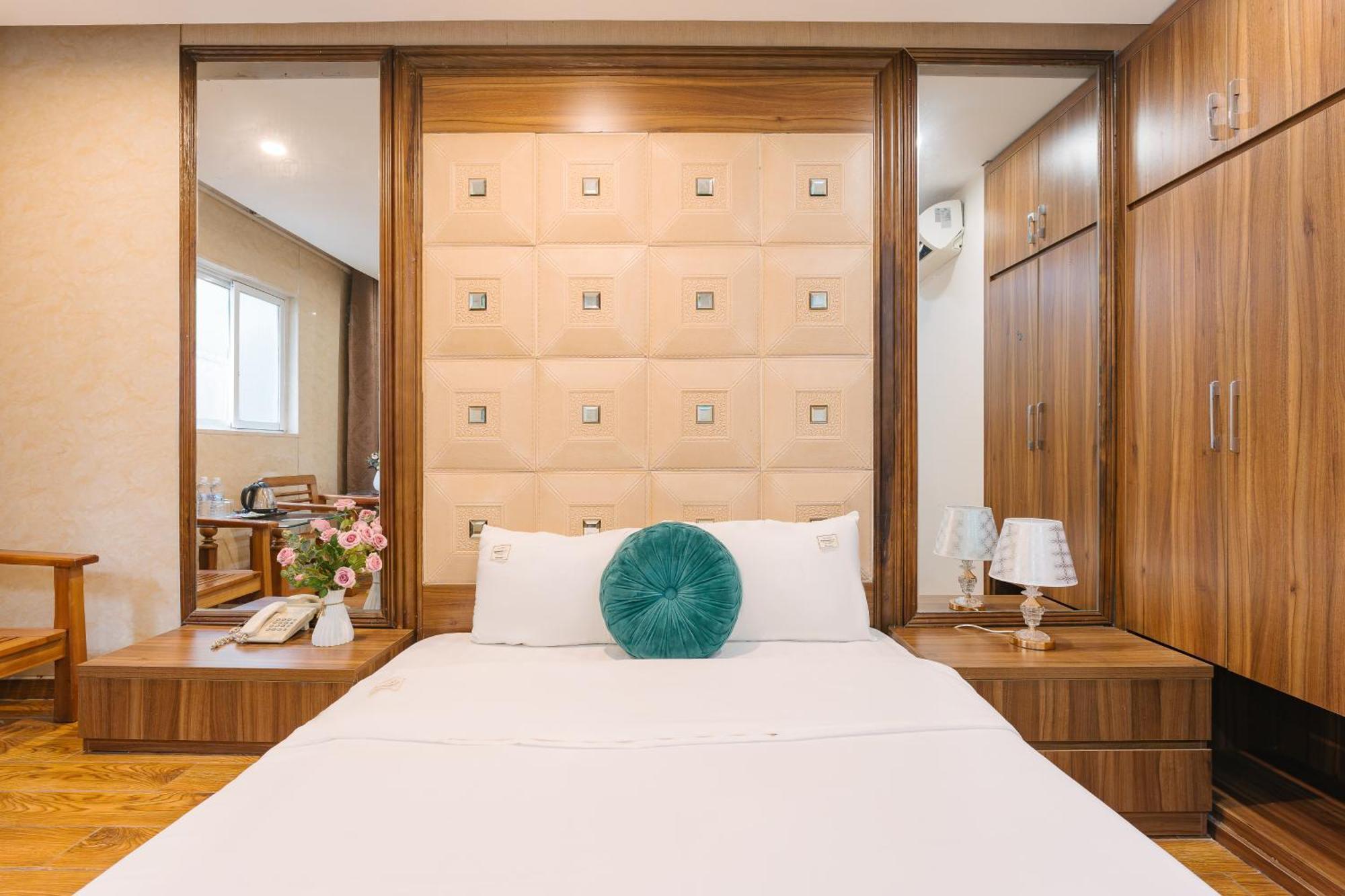 The Ky Moi Hotel And Spa - Ha Noi Center- Near Vincom Ba Trieu هانوي المظهر الخارجي الصورة