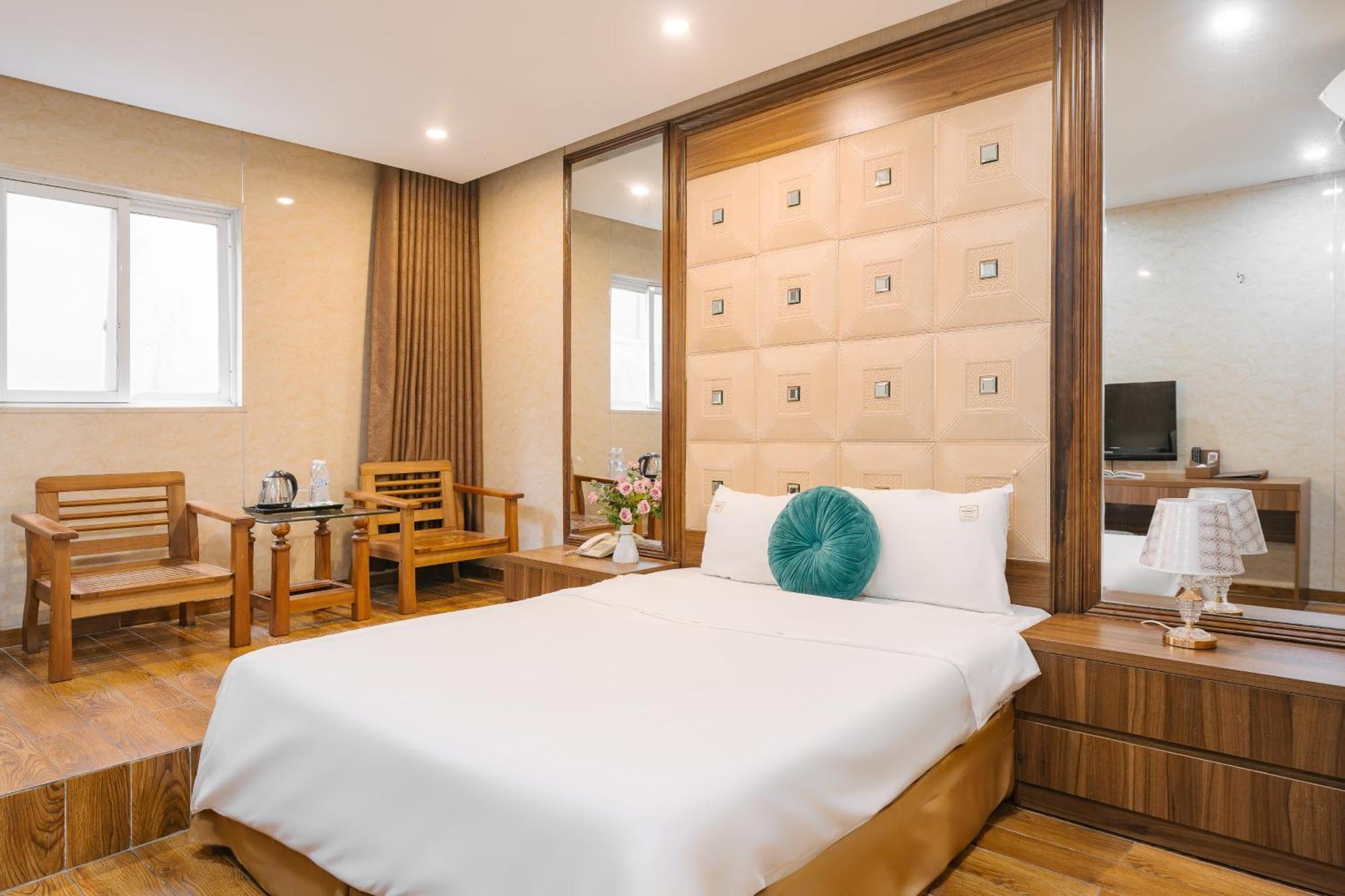 The Ky Moi Hotel And Spa - Ha Noi Center- Near Vincom Ba Trieu هانوي المظهر الخارجي الصورة
